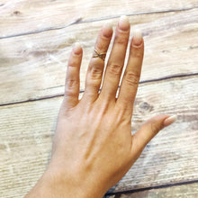 Load image into Gallery viewer, Gold Filled Cross X Ring