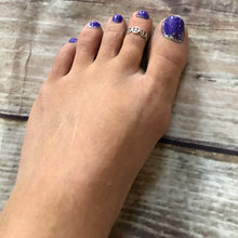 Load image into Gallery viewer, Peace sign Ring - Sterling Silver Stacking Ring